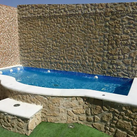La Fuente Apartment *